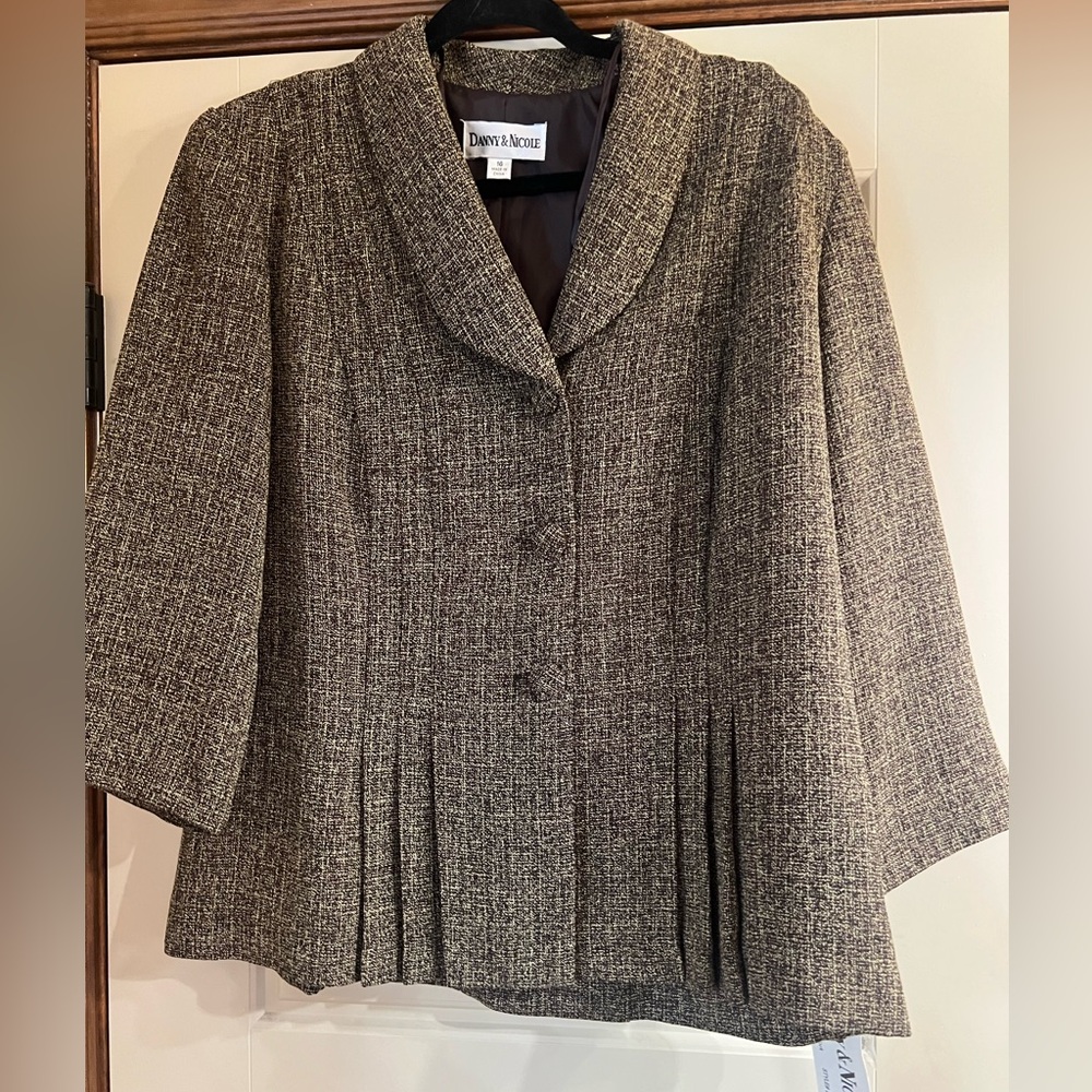 Danny & Nicole Women's Textured Brown Blazer